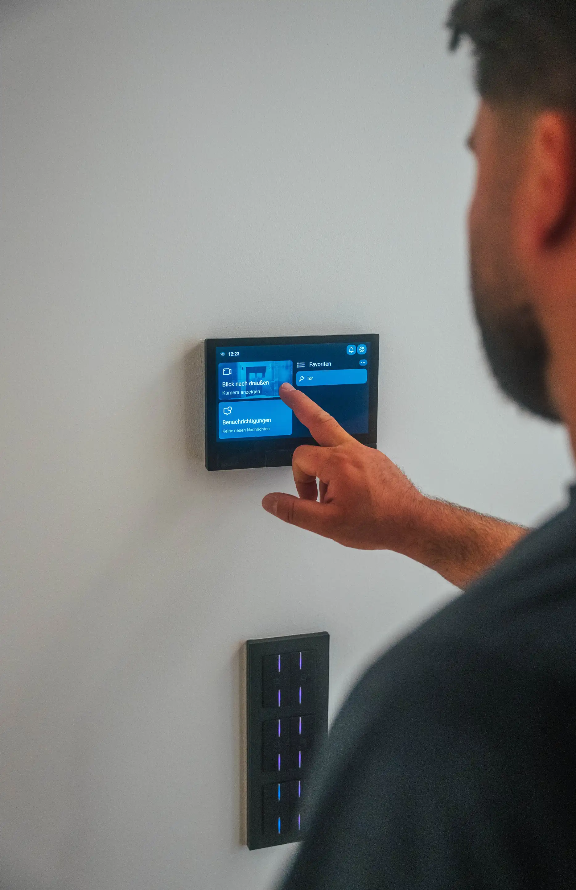 Einweisung in die Gebäudeautomation — E.I.S Elektrotechnik