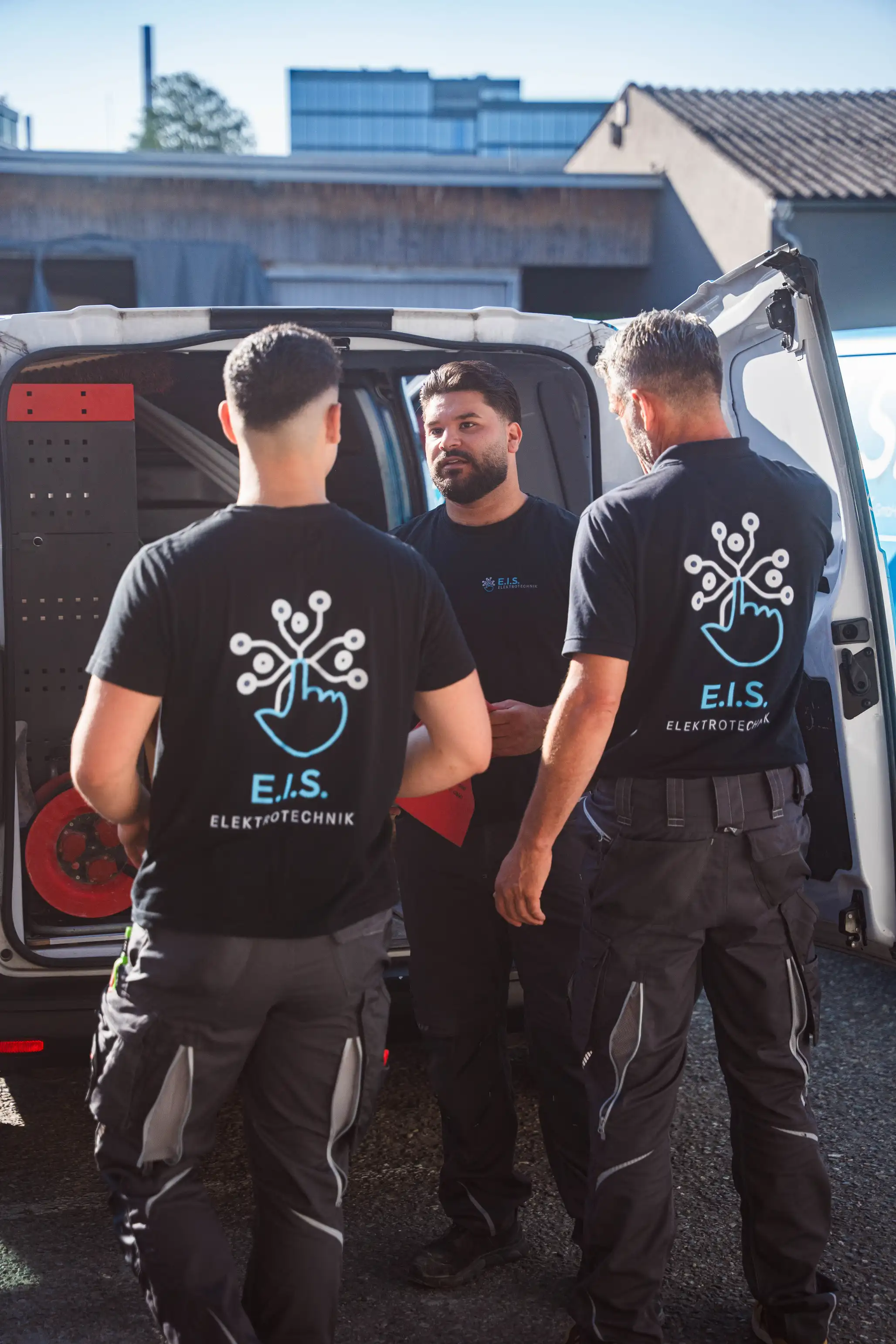 Aufnahme vor Ort mit dem E.I.S-Team — E.I.S Elektrotechnik